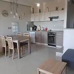 Dobrylko * レバ